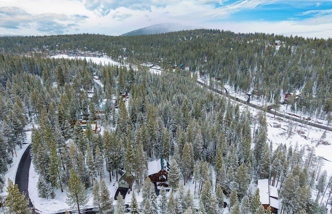 Private Deck, Fireplace, and Ski Access Near Northstar The Lazy Bear - Foto 31