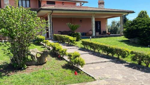 Nel verde, a mezz'ora dal centro di Roma - Foto 2, Garden view