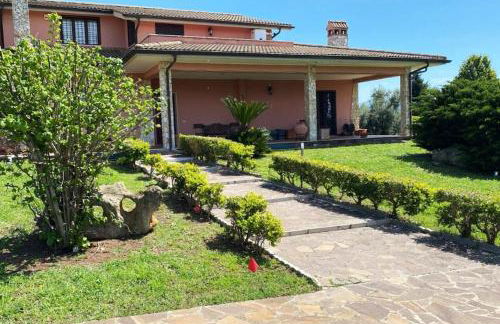 Nel verde, a mezz'ora dal centro di Roma - Foto 2