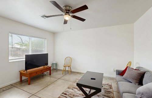 Dog-Friendly Getaway with Yard in Tucson! - Foto 1