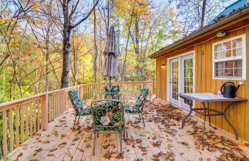 Burnside Resort Cabin with Hot Tub and Outdoor Spots! - Foto 7