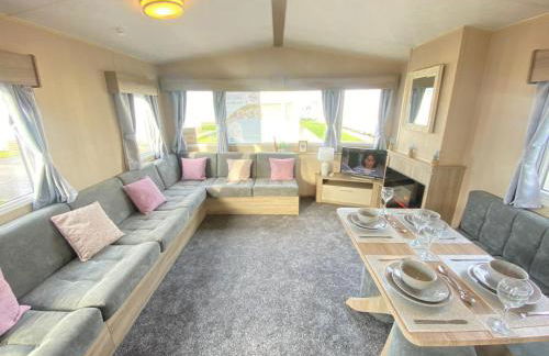 Angella's Caravan - Morecambe - Foto 2