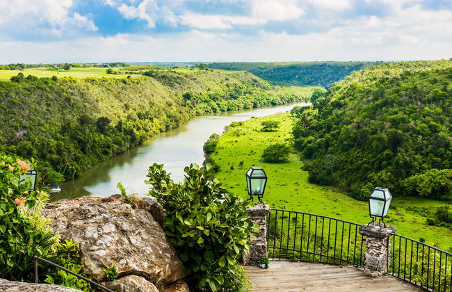 Catalina Island & Chavon River Day Trip - Foto 1