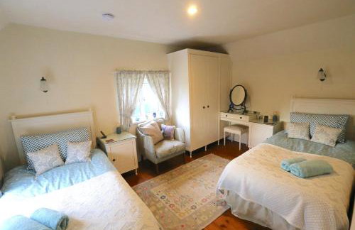 3-bedroom cottage set in a large enclosed garden - Foto 16