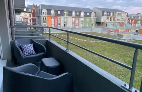 Trimaran Studio 10 mètres de la plage avec balcon/terrasse - Foto 24