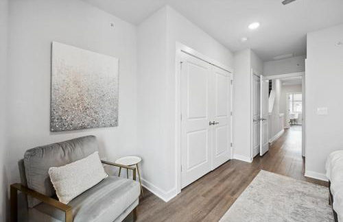 Luxurious Condo with Rooftop and Parking near University City - Foto 20