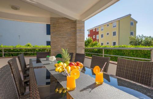 Vila Zatona Sunset with heated swimming pool - Photo 11