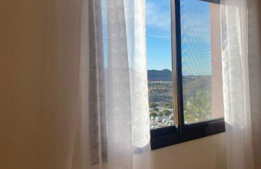 Luminoso cálido APT con vistas - Foto 16