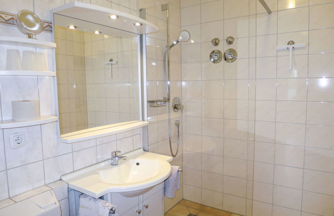 1 bedroom Apartment in Oberstdorf with garden - Photo 5