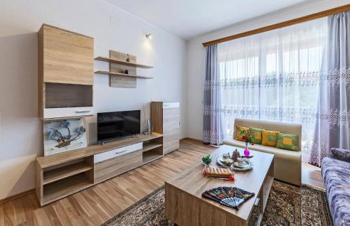 1 Bedroom Stunning Apartment In Labin - Foto 5