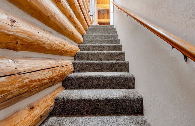 The Log Home Quintessential Log Cabin in Ynp! - Foto 33