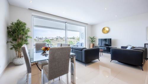 CoolHouses Algarve Lagos, 3 Bed modern Flat, outdoor & Indoor pools, Gym, Amor à Vida - Foto 4