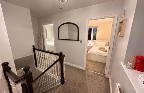 Cosy detached 3-bed, free parking, near Manchester - Foto 36