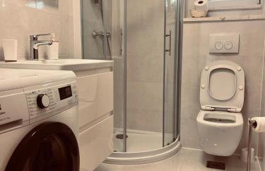 CherryOnTop - Photo 12