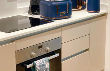 Urban Gateway Spacious Apartment with free parking - Photo 9