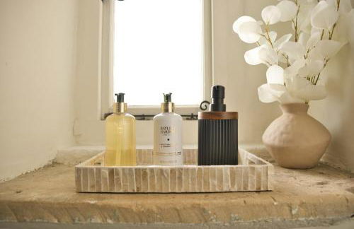 Hollyhocks 2 Bedroom House with Extra Sleeping Option - Wiltshire - Foto 24