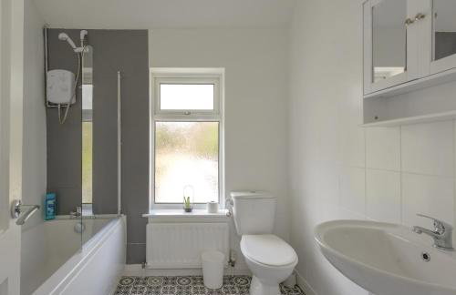 Ryland House Sleeps 8 M6 Access & Garden - Foto 8
