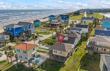 Seaside Sunrise: A Peaceful Escape by the Ocean - Photo 22