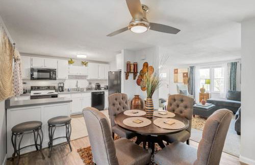 Stylish Haven 11 Minutes from the Richmond Airport - Foto 21