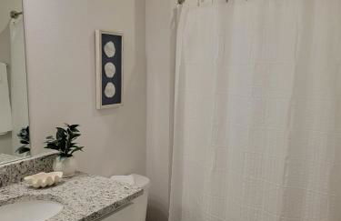 New 5BR Beach Access Heated Pool Free Golf Cart Game Rm - Foto 23