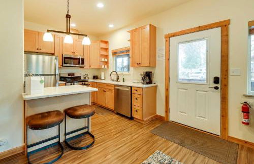 Fishermans Cabin in Soldotna Near Kenai River! - Photo 6