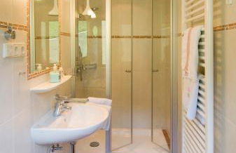 Haus Christl Reit im Winkl, Kostenloser Parkplatz, Spülmaschine, 5 Minuten zum Ortszentrum, ruhige Lage, Wlan - Foto 14