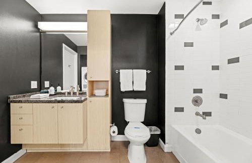 Modern Downtown Dallas City View High-Rise with Balcony, Gym, Pool, Free Parking 7th Floor - Foto 12