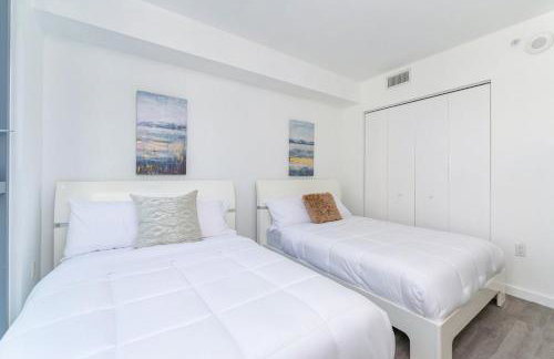 Spacious and bright in the heart of Brickell - Foto 16