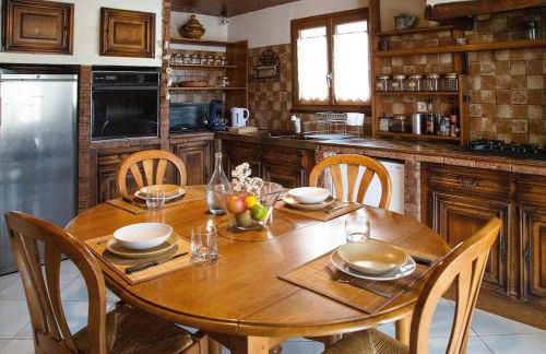 L'échappée authentique- Maison centre-ville- véranda climatisée-jardin - Photo 18