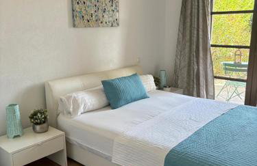 Villa Cecilia - 4 bedrooms, 4 bathrooms, heated inside pool, gym - Photo 21