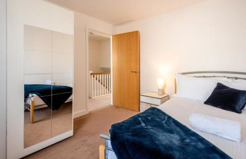 Modern Home Near Etihad, Coop Live - Foto 25