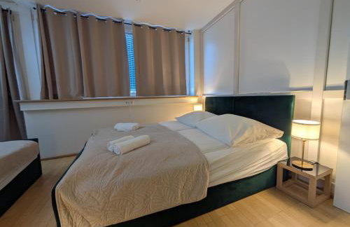 Munich Large Apartment 155 qm with 4 Bedrooms top located 1 to 12 guests - Foto 43