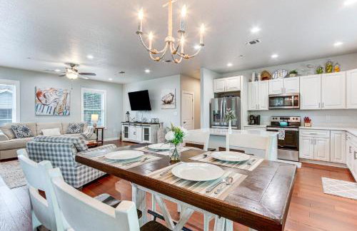 Steps to Sand! Family-Friendly Long Beach Escape - Foto 5