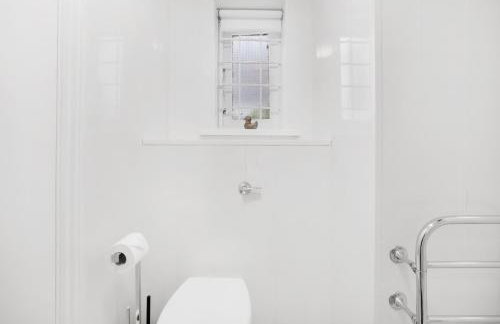 2 Bed Piccadilly Apartment 1 - Photo 6