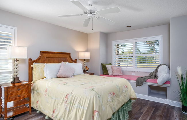 Nokomis Pool Home on the Canal - Foto 6