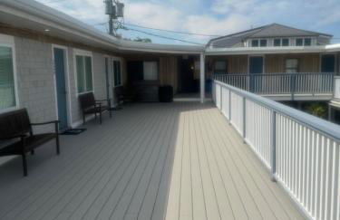 Vineyard Harbor Motel - Foto 10