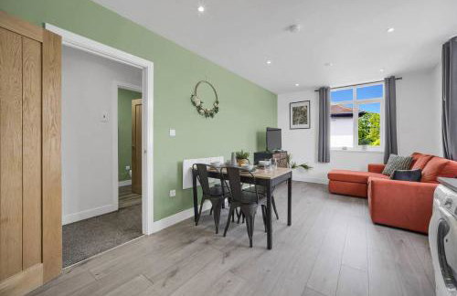 Spacious & Stylish - Free Parking - Fast Wifi - Foto 34