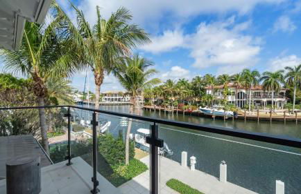 Waterfront Luxury Estate with Private Dock Lighthouse Point - Foto 4
