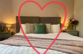 The Orchid-Central Beeston-Private Apartment-SmartTV-Free Wi-Fi-Tram-Parking - Foto 1