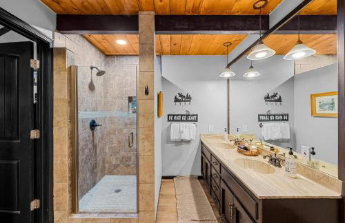 Big R Lodge Hot Tub Arcades Large Deck Retreat Near Flagstaff Attractions - Foto 22