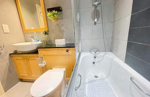 Embankment 2-Bed Flat with AC near Charing Cross, Trafalgar Square, London Eye, Big Ben - Foto 14
