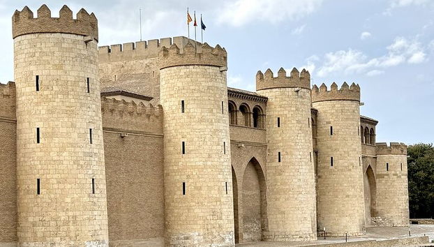 City of Four Cultures: A Self-Guided Audio Tour in Zaragoza - Photo 5