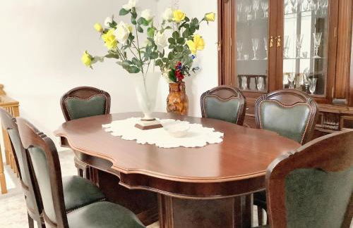 Charming House in Cortiçada with Balcony and Mountain View - Foto 5