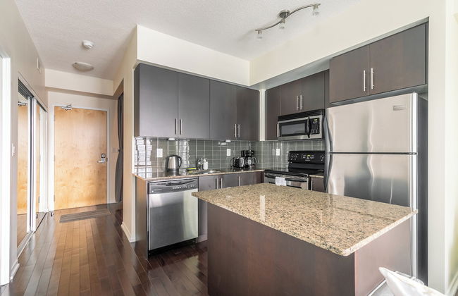 Maple Leaf Square - Photo 77