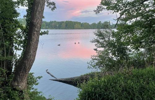Lakeside Comfort with Balcony - Foto 10