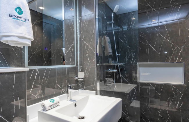 Bloomfield Luxury Studio Samana Golf - Photo 7