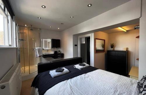 Peaceful Home in Wareham - Photo 3