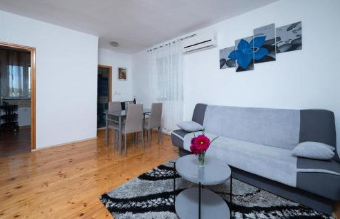 2 Bedroom Lovely Apartment In Pula - Foto 15