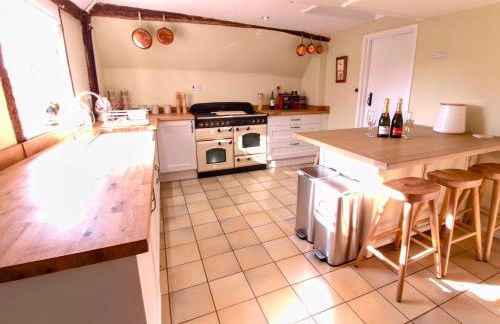 Secluded 16th Century Farmhouse with private grounds - Foto 6