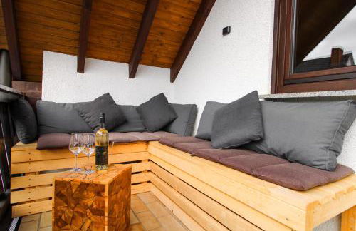 Stilvolle Wellness-Ferienwohnung in Neef Whirlpool, Sauna, Grill, Fitness, Billard & Moselblick - Photo 4